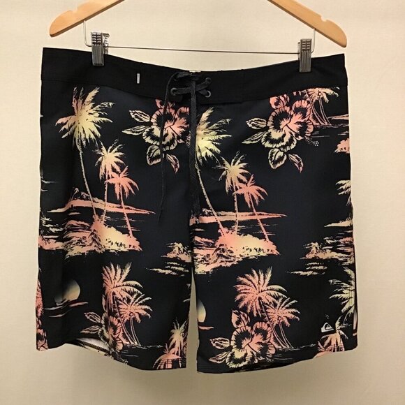 Quicksilver 34 Highline Boardshorts Stretch Black Tropical Men’s Swim Surf - Picture 3 of 11